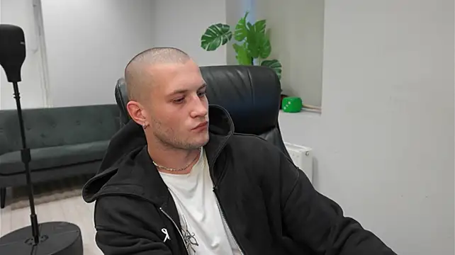 Вебкам-шоу Igor_Wilde