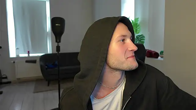 Igor_Wilde Adlı Modelin Web Kamerası Şovu