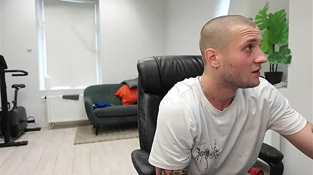 Igor_Wilde 在線直播表演