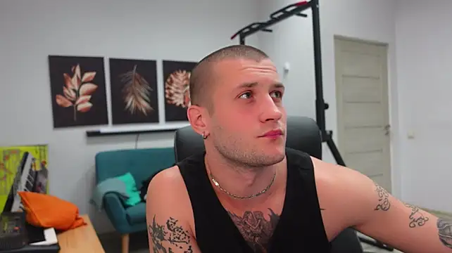 Show modela Igor_Wilde na web-kameri