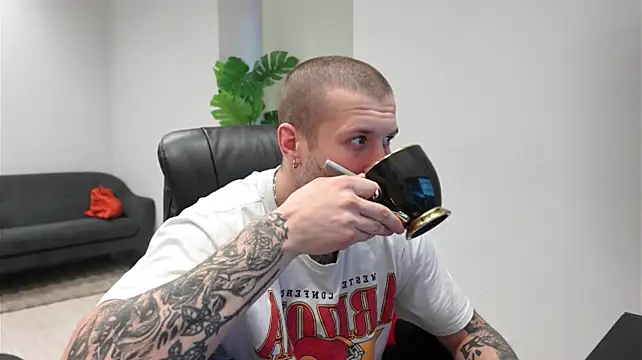 Вебкам-шоу Igor_Wilde