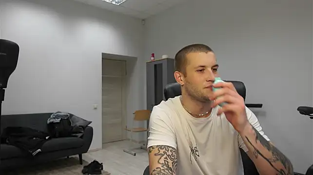 Igor_Wilde 웹캠 쇼