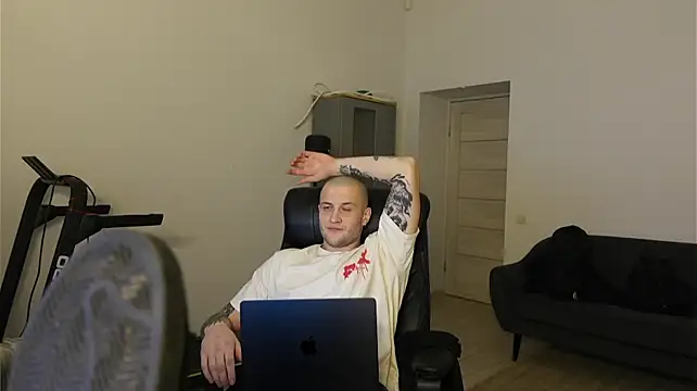 Igor_Wilde webkamerás m űsora