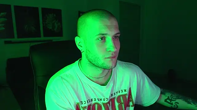 Igor_Wilde: вебкам-шоу