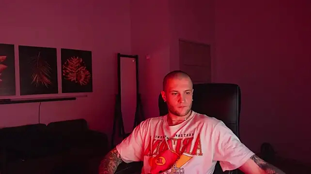 Igor_Wilde Pertunjukan Webcam