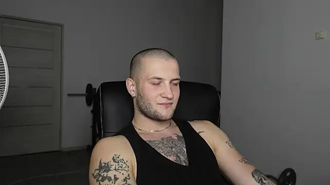 Show modela Igor_Wilde na web-kameri