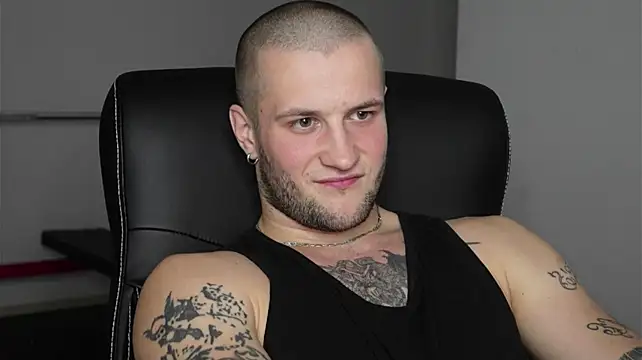 Show modela Igor_Wilde na web-kameri