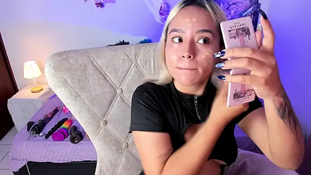 Lucille_69n Webbikameraesitys
