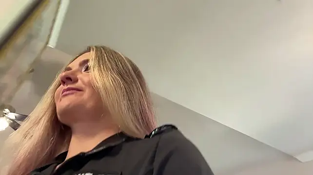 lunellea – webcam-show
