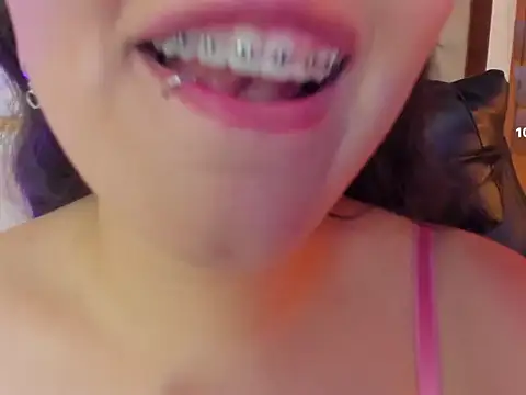 lilith03_'s Webcam Show