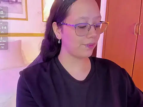 lilith03_ Webcam-Show
