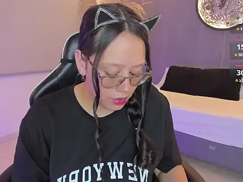 lilith03_'s Webcam Show