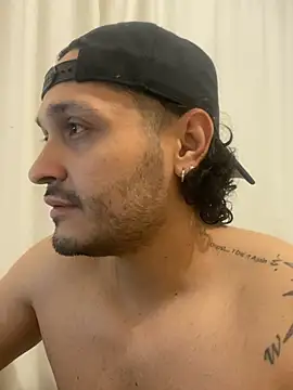 joss_ackland – webcam-show