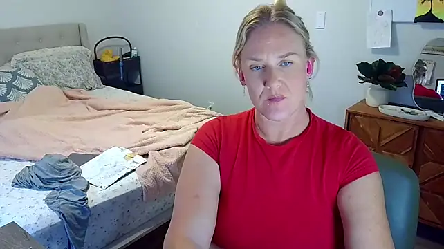 NolaHart's Webcam Show