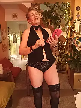 Chat +18 de Elianarol ao vivo