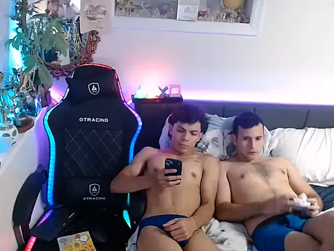 Kevinjchan1 – webcam-show