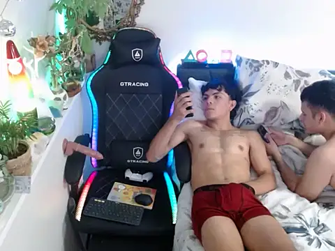 Kevinjchan1 Шоу с уебкамера