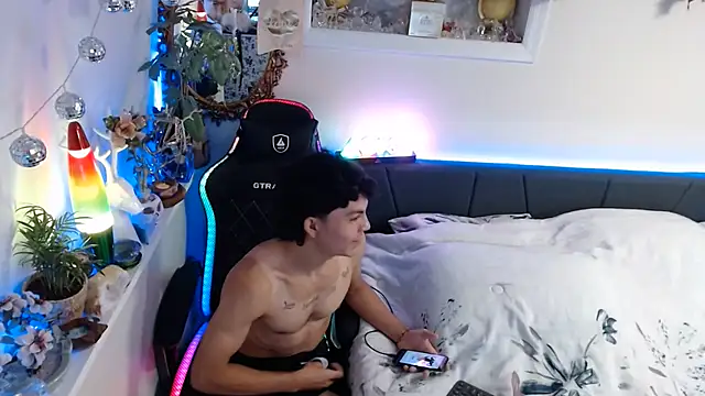 Kevinjchan1 Webcam show
