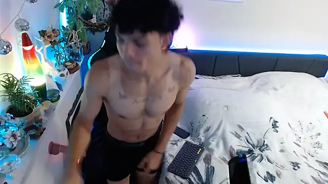 Kevinjchan1's Webcam Show