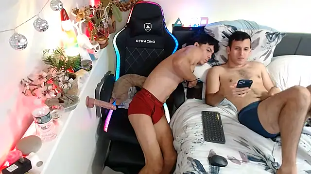 Webkamerová show Kevinjchan1