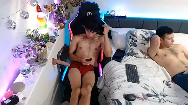 Kevinjchan1's Webcam Show