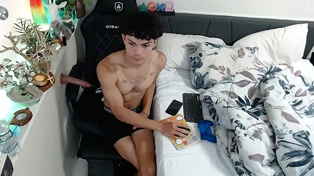 Kevinjchan1's Webcam Show