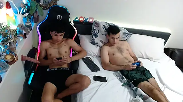 Webkamerová show Kevinjchan1