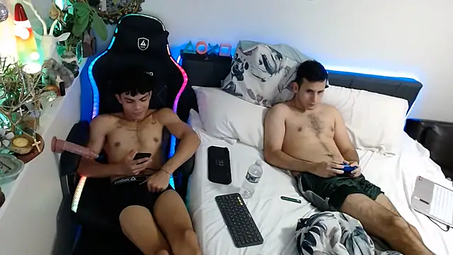 Show de Kevinjchan1 na webcam
