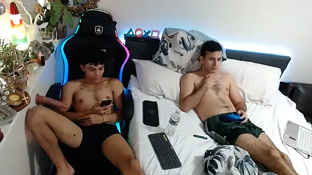 Kevinjchan1 Шоу с уебкамера