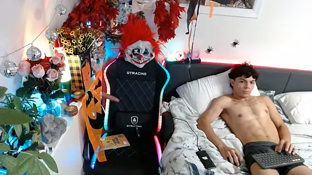 Show modela Kevinjchan1 na web-kameri