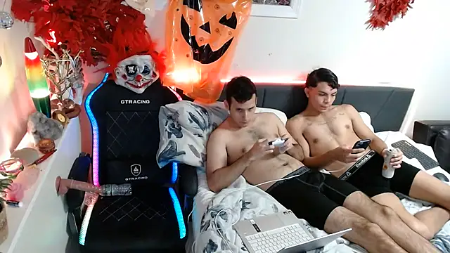 Show de Kevinjchan1 na webcam