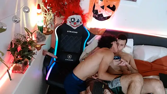 Kevinjchan1 Show Webcam