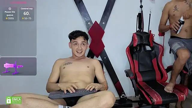 Show webcam de BDSMRoom_Latins