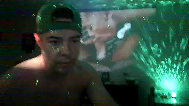 DJBJ4445 Show in webcam