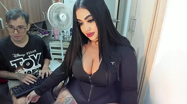 Mrbigcockdanicol10 Adlı Modelin Web Kamerası Şovu