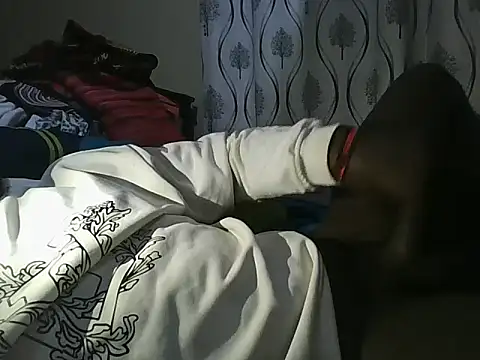 mbunji Webcam Show