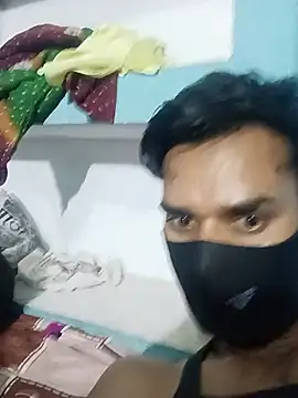 RoyalDesiCouple Webcam Show