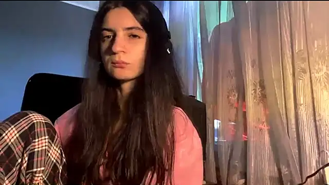MindaHallmon's Live XXX Chat