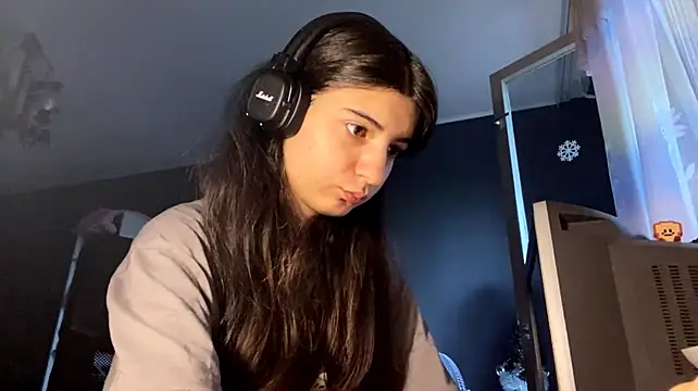 MindaHallmon's Live XXX Chat