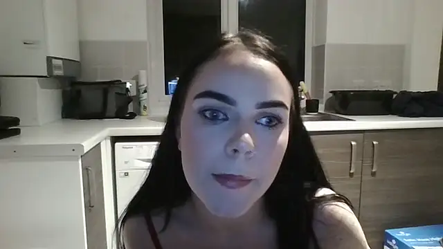 Quinn-18XX live XXX chat