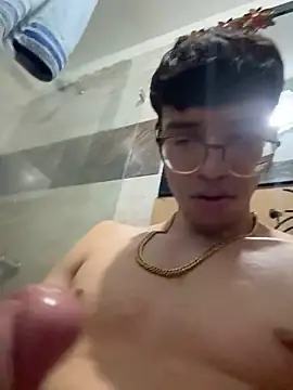 ArthurDaviess21 – webcam-show