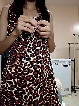 WetVirginPussy Pertunjukan Webcam