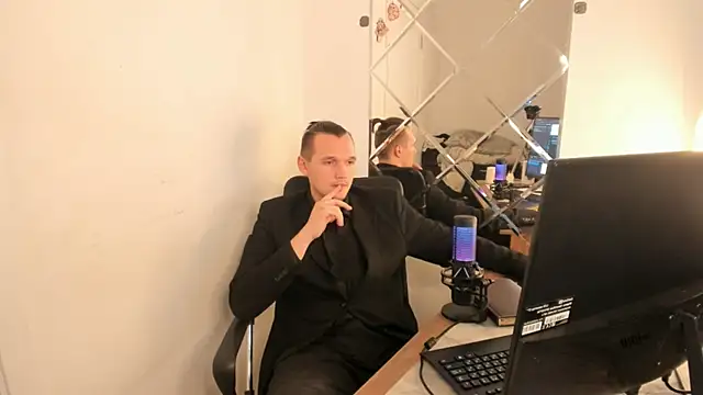 Faelan_Drift webkamerás műsora