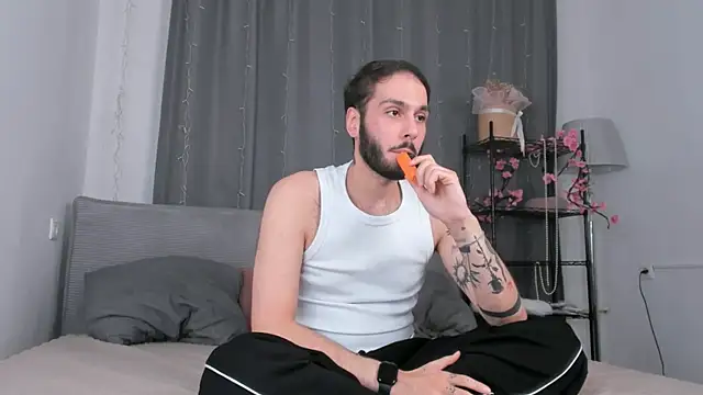 Rascal_Bloom Pertunjukan Webcam