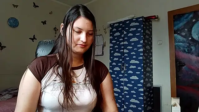 DreamyHeat Adlı Modelin Canlı XXX Sohbeti