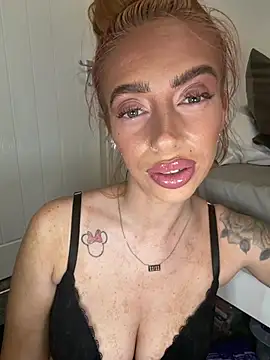 Katsweets_: вебкам-шоу