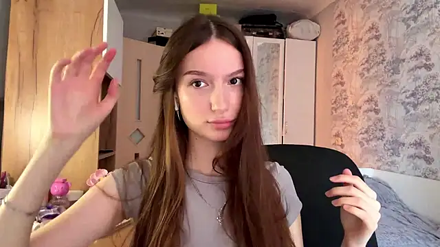 MargoMarcell Adlı Modelin Canlı XXX Sohbeti