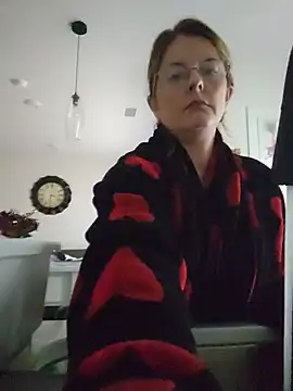 Femininefirexo1's Webcam Show