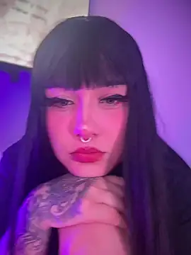Taelynn_'s Live XXX Chat