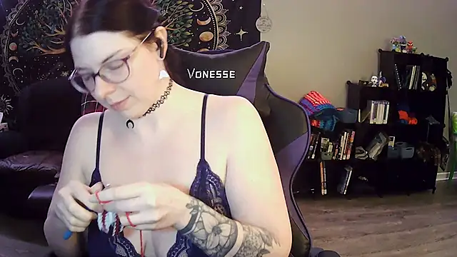 Show modela KaliWanders na web-kameri